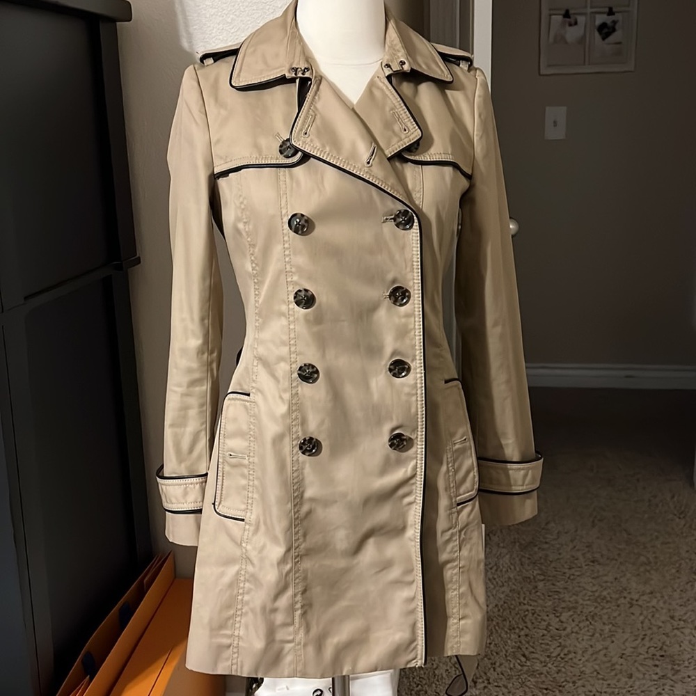 Banana Republic Khaki Trench with Black/Dark Brown Trim - Size 2 Petite (2P)